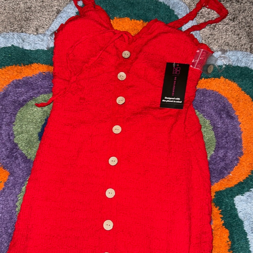 Red button dress - Picture 2 of 2